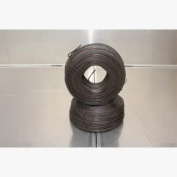 Rolls of 16 Gauge Form Wire